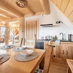 Bed & Breakfast Dom Tatrzanski Ewa Deluxe 4*